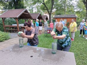 Vizes szivacs játék